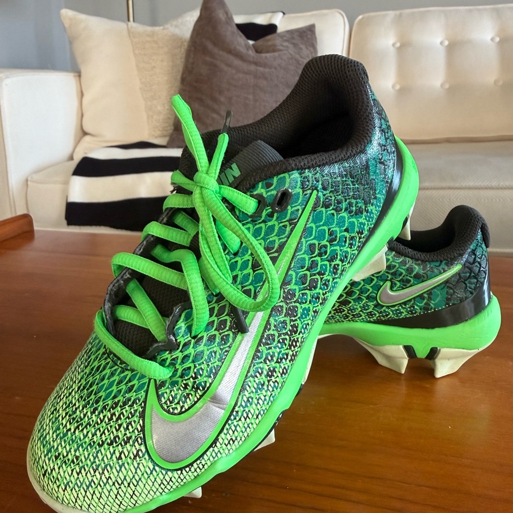 Nike Kids Neon Green Football Cleats | size 1